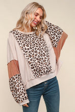 Load image into Gallery viewer, Animal Print Reverse Stitches Loose Fit Top