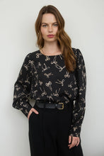Load image into Gallery viewer, Bow Pattern Long Sleeve Top