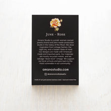 Load image into Gallery viewer, Birth Flower Necklace