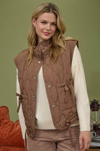 Load image into Gallery viewer, Quilted Puffer Vest