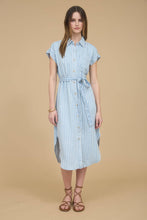 Load image into Gallery viewer, Chambray Stripe Midi Dress