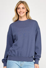 Load image into Gallery viewer, Fleece Basic Sweatshirt