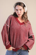 Load image into Gallery viewer, Wine Two Tone Sweater