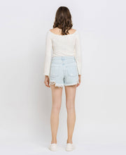 Load image into Gallery viewer, SUPER HIGH RISE DISTRESSED MOM SHORTS V2880: PERSPECTIVE FLOW / M