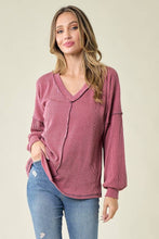 Load image into Gallery viewer, Wine V-Neck Ribbed Top