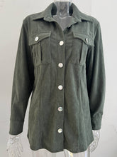 Load image into Gallery viewer, Green Corduroy Lapel Cardigan