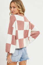 Load image into Gallery viewer, Mauve Checker Sweater
