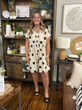 Load image into Gallery viewer, Cream &amp; Black Pleated Mini Dress