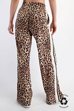 Load image into Gallery viewer, Animal Print Pant w/Cream Trim