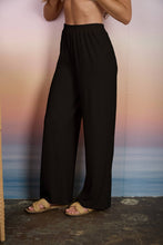 Load image into Gallery viewer, Black Textured Elastic Waist Pant