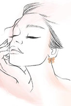 Load image into Gallery viewer, MINI PEARL BOW RIBBON GOLD EARRINGS