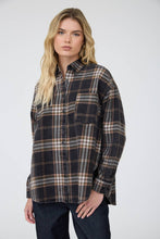Load image into Gallery viewer, Blue Boxy Flannel