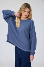 Load image into Gallery viewer, EXPOSED SEAM DETAIL LONG SLEEVE KNIT TOP: MAROON