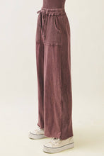 Load image into Gallery viewer, Hot Cocoa Mineral Wash Side Knit Wide Leg Pant