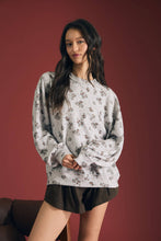 Load image into Gallery viewer, Light Grey Floral Dot Print Top