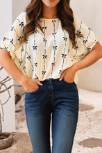 Load image into Gallery viewer, Beige Bow Print Puff Sleeve Top