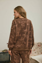 Load image into Gallery viewer, WESTERN PRINT CREW NECK LONG SLEEVE KNIT TOP0: BROWN MULTI