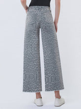 Load image into Gallery viewer, Vervet High Rise Grey Leopard Crop Wide Leg Jean