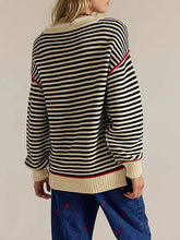 Load image into Gallery viewer, Black &amp; Cream Dropped Shoulder Sweater