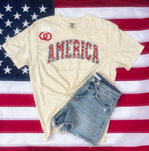 Load image into Gallery viewer, America Star Graphic Tee