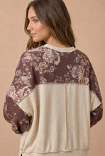 Load image into Gallery viewer, Brown Color Block Floral Pullover Top