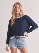 Load image into Gallery viewer, Navy &amp; Cream &amp; Round Neck Top