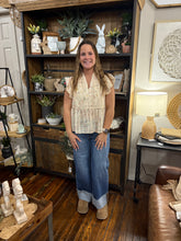 Load image into Gallery viewer, Cream Floral Printed Ruffle Sleeve Top