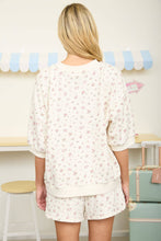 Load image into Gallery viewer, Ivory Floral Crew Neck Top