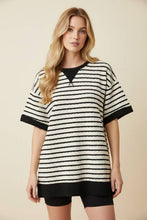 Load image into Gallery viewer, Crew Neck Jacquard Stripe Top