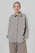 Load image into Gallery viewer, Lt Mocha Button Down Shacket