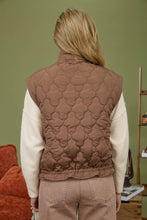 Load image into Gallery viewer, Quilted Puffer Vest