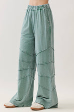 Load image into Gallery viewer, Moss Green Mineral Washed Seam on Knees Solid Pants
