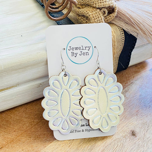 Concho (Oblong) Earrings: Silver