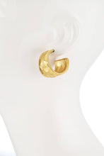 Load image into Gallery viewer, Hypoallergenic Hammered Vintage Metal Hoops: VINTAGE GOLD