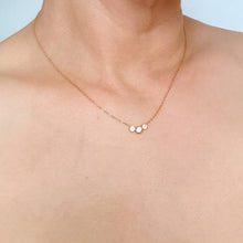 Load image into Gallery viewer, Minimalist Three Stones Necklace