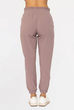 Load image into Gallery viewer, Cuffed Essential Highwaist Joggers in Mauve