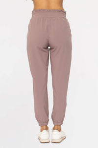 Cuffed Essential Highwaist Joggers in Mauve