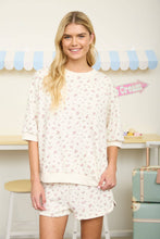 Load image into Gallery viewer, Ivory Floral Crew Neck Top