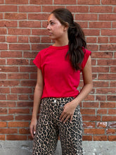 Load image into Gallery viewer, Red Ivy Tee
