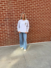 Load image into Gallery viewer, Iowa Bow Sweatshirt