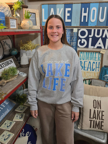 Livin' My Best Lake Life Graphic Sweatshirt