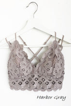 Load image into Gallery viewer, Lace Bralette