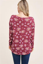 Load image into Gallery viewer, Dark Mauve Floral Twist Hem Top