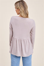 Load image into Gallery viewer, Babydoll Hem Top
